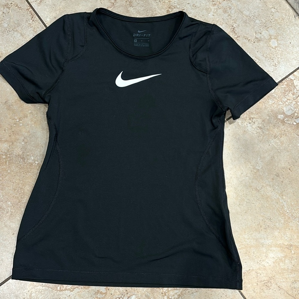 Nike Dri-Fit Jersey Girl’s Top size M